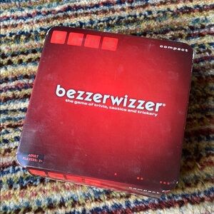 Bezzerwizzer Compact Trivia Game